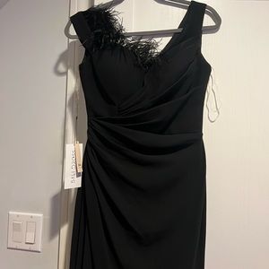 Black long feather detail dress with slit